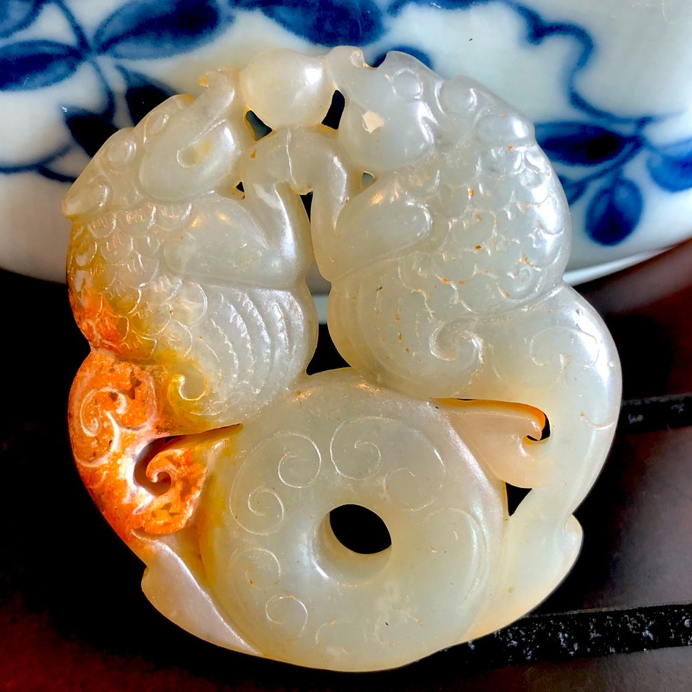 Old jade chinese dragon pendant